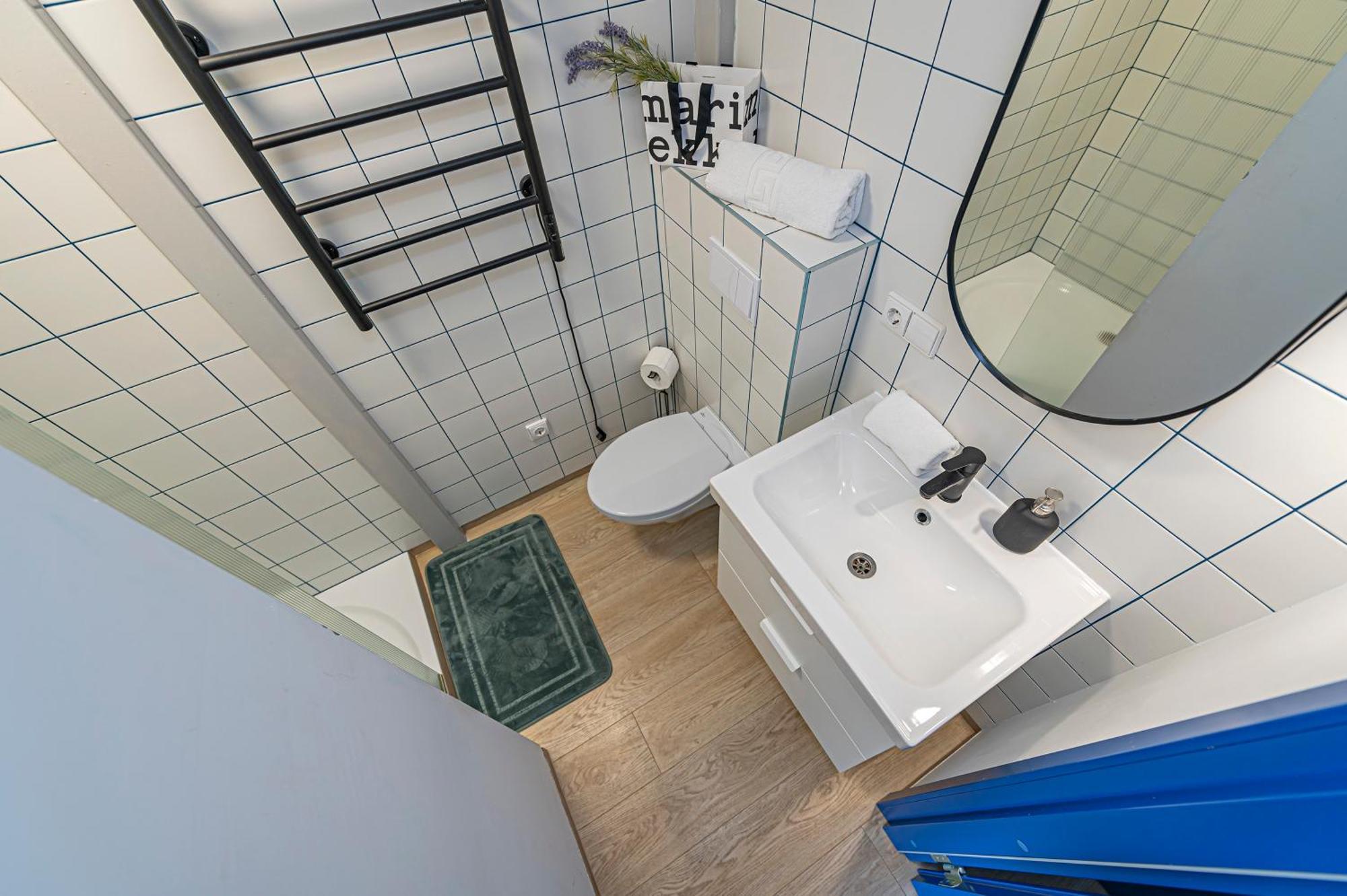 Mini Loft 1 Bd Apt By Hostlovers Kowno Zewnętrze zdjęcie
